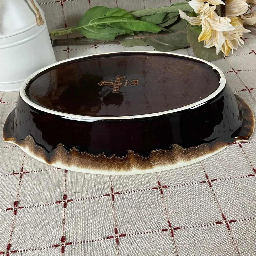 Vintage Pfaltzgraff Gourmet Brown Drip Oval Divided Vegetable Bowl / Dish